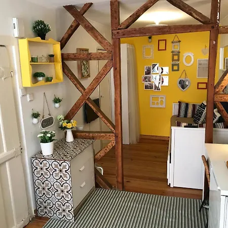 Bairro Alto Nest