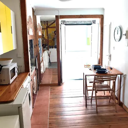 Bairro Alto Nest