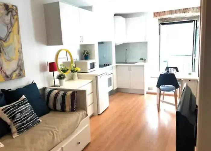 Bairro Alto Nest * Лиссабон