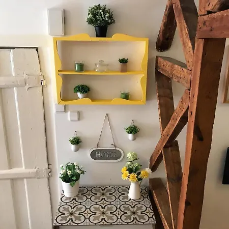 Bairro Alto Nest